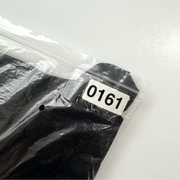 Marc Bouwer Women’s L Drapey V-Neckline Black Blouse Knit Top Whimsigoth Whitchy - Picture 8 of 8